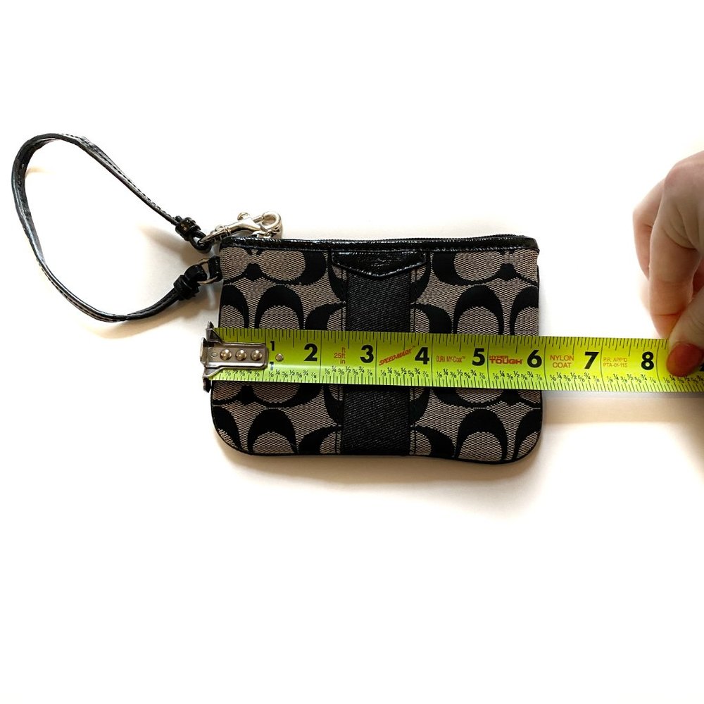 SOLD Coach Monogram coin purse/wallet - Picture 5 of 6